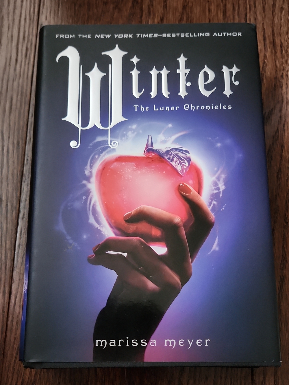 2/$22📗 WINTER BY MARISSA MEYERS